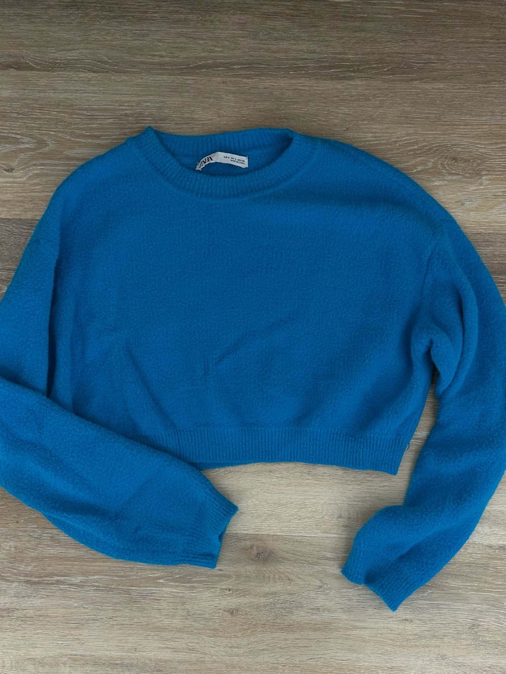 Zara cropped blue sweater
